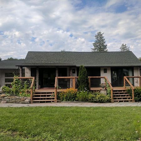 New Park Retreat Ithaca Exterior photo