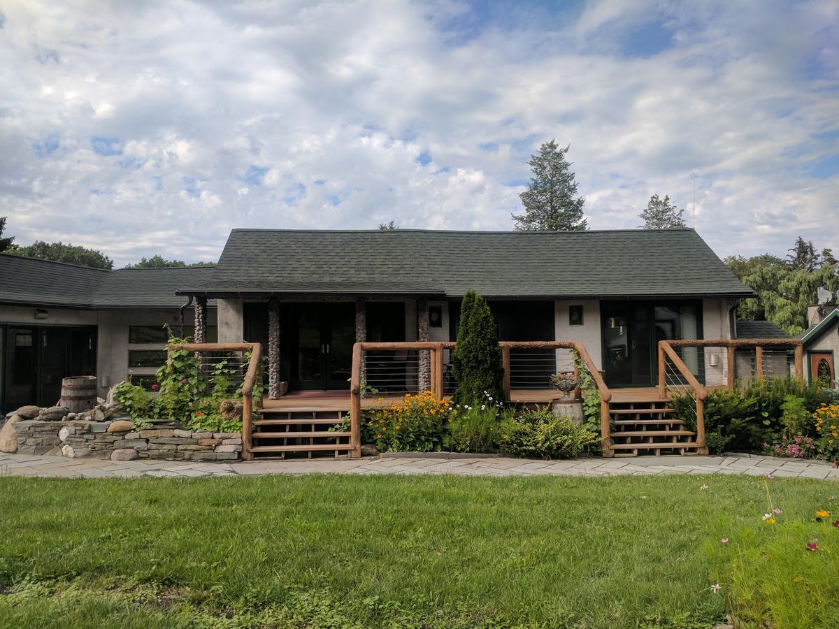 New Park Retreat Ithaca Exterior photo